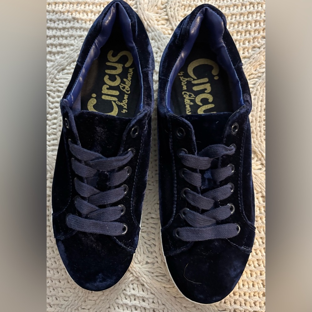 Circus NY by Sam Edelman Size 7.5 Women's Caprice Sneaker Poseidon Blue Velvet